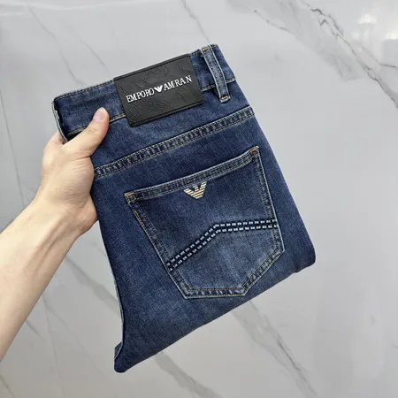 アルマーニ ジーンズ