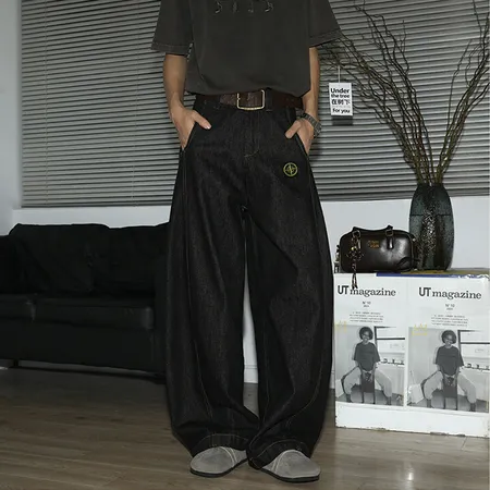 フェラガモ ジーンズ