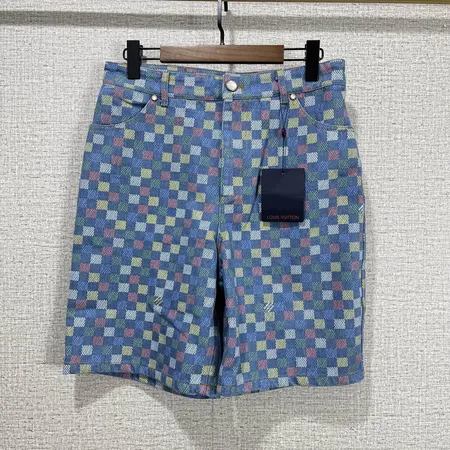 ルイヴィトン ショートパンツ