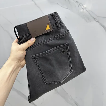 フェンディ ジーンズ