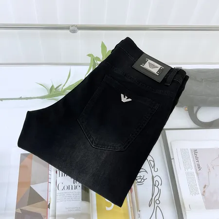 アルマーニ カジュアルパンツ