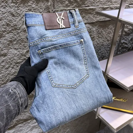 ジバンシィ ジーンズ