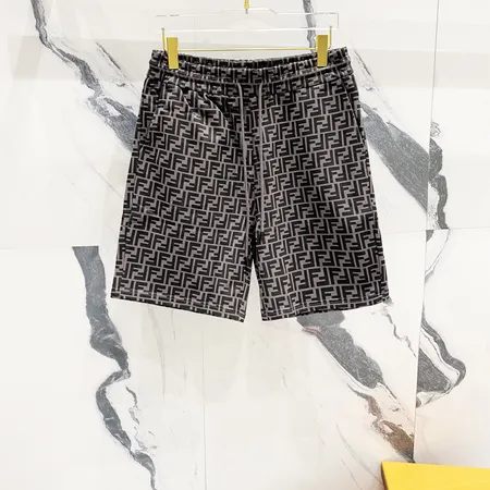 フェンディ ショートパンツ