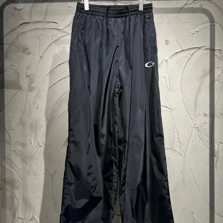 ロエベ トレーニングパンツ