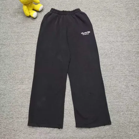 バレンシアガ トレーニングパンツ