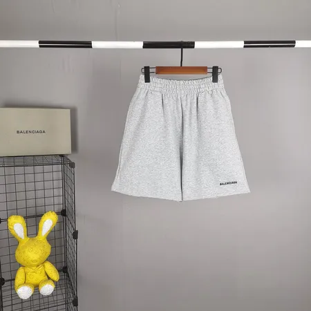バレンシアガ ショートパンツ