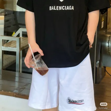 バレンシアガ ショートパンツ