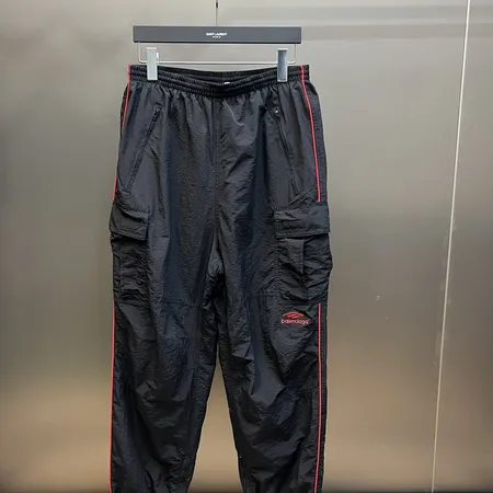 ロエベ トレーニングパンツ