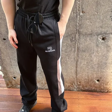 ロエベ トレーニングパンツ