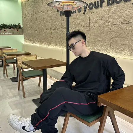 グッチ トレーニングパンツ