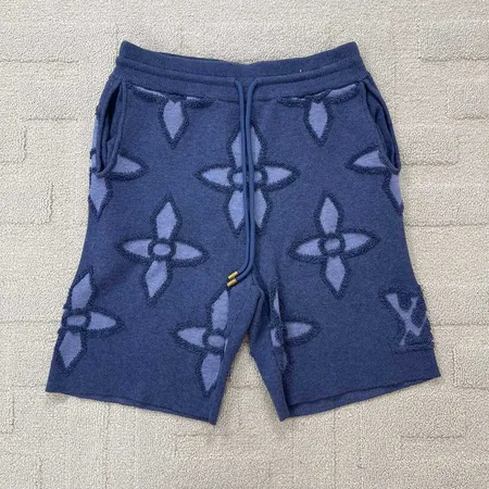 ルイヴィトン ショートパンツ