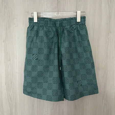 ルイヴィトン ショートパンツ