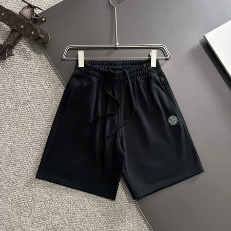 ストーンアイランド ショートパンツ