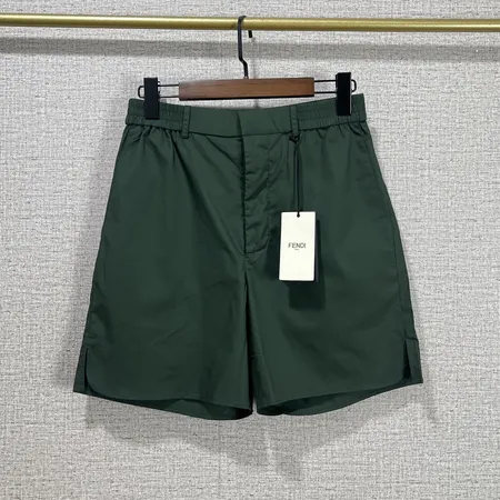 フェンディ ショートパンツ