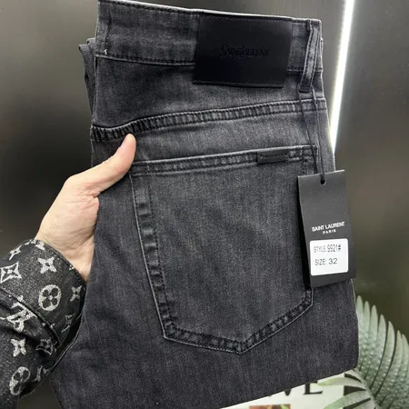 ジバンシィ ジーンズ