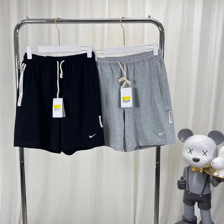 ナイキ ショートパンツ