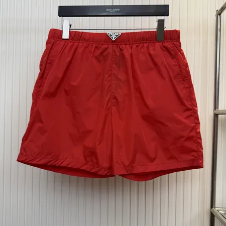 プラダ ショートパンツ