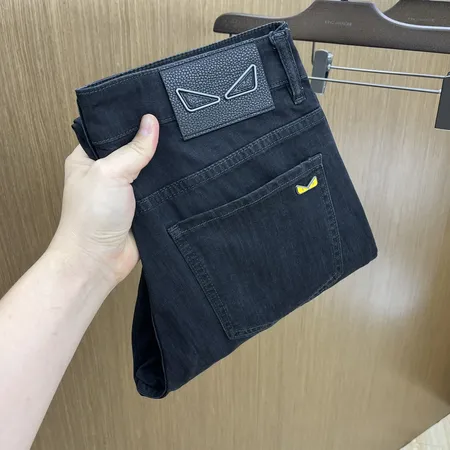 フェンディ ジーンズ