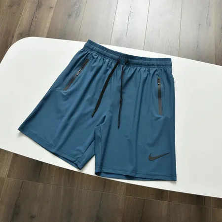 ナイキ ショートパンツ