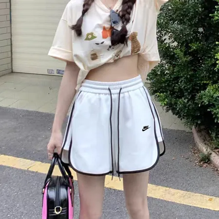 ナイキ ショートパンツ