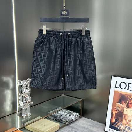 フェンディ ショートパンツ