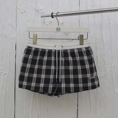 セリーヌ ショートパンツ