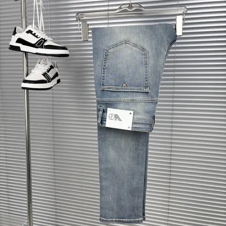 アルマーニ ジーンズ