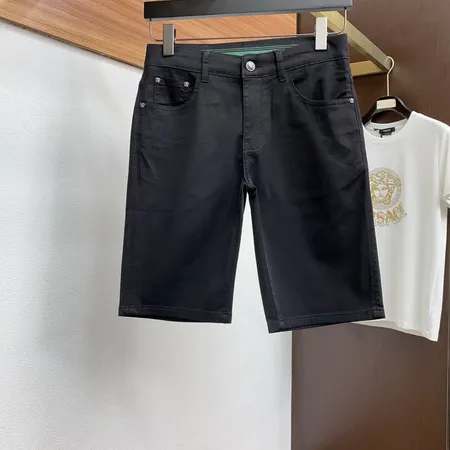 ヴェルサーチ ショートパンツ