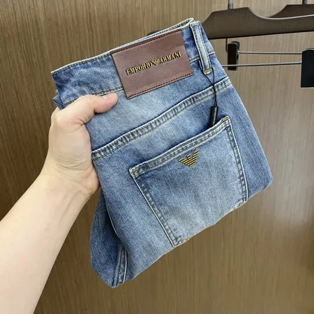 アルマーニ ジーンズ