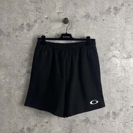 バレンシアガ ショートパンツ