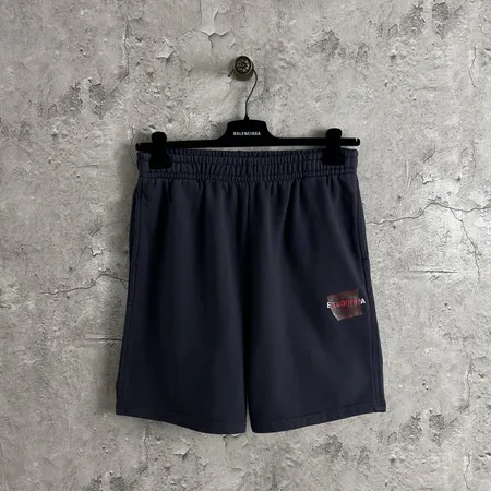バレンシアガ ショートパンツ