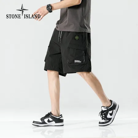ストーンアイランド ショートパンツ