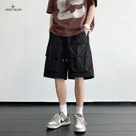 ストーンアイランド ショートパンツ