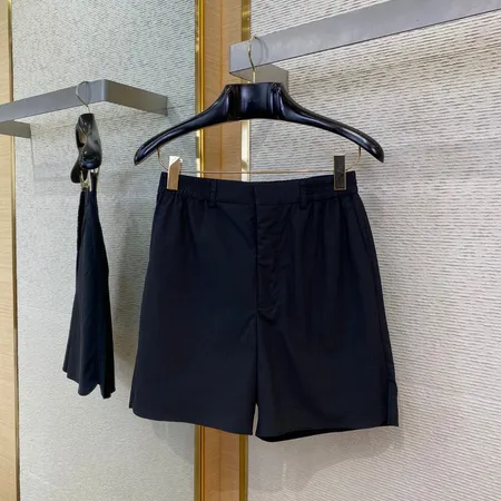 フェンディ ショートパンツ