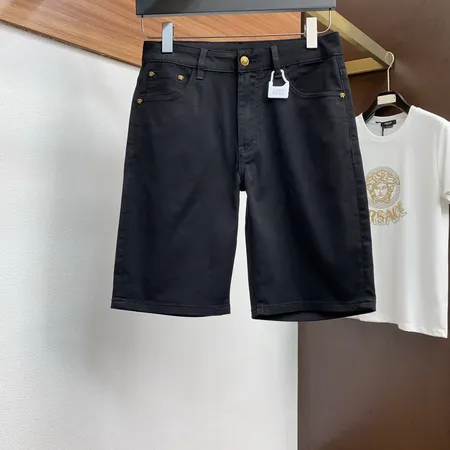 ヴェルサーチ ショートパンツ