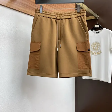 プラダ ショートパンツ