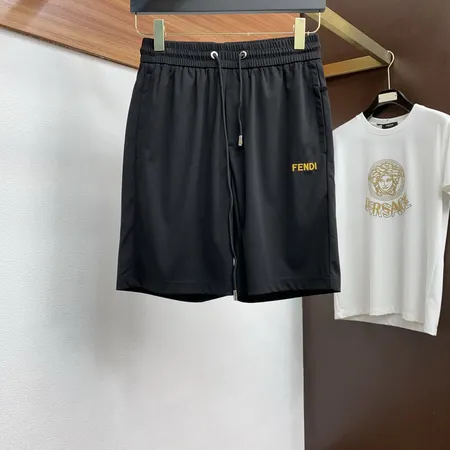 フェンディ ショートパンツ