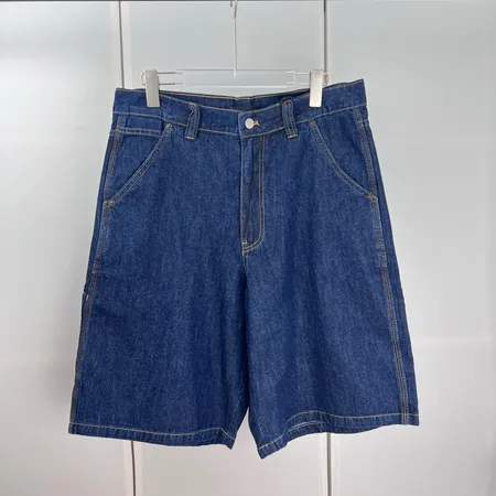 プラダ ショートパンツ