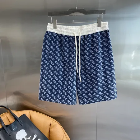 ミュウミュウ ショートパンツ