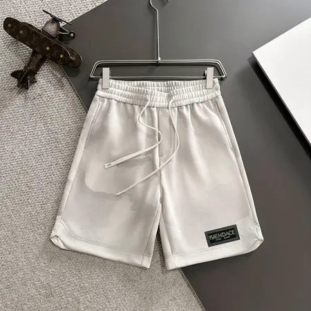 ヴェルサーチ ショートパンツ