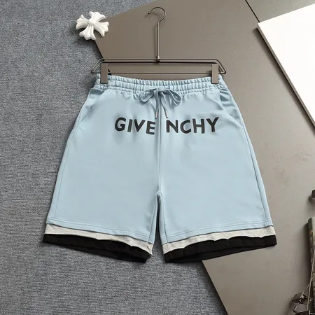 バレンシアガ ショートパンツ