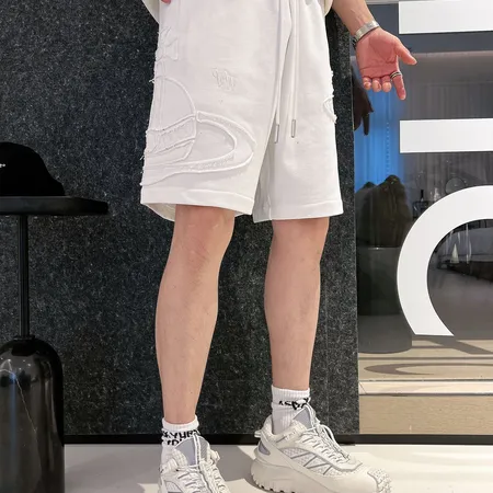 ミュウミュウ ショートパンツ