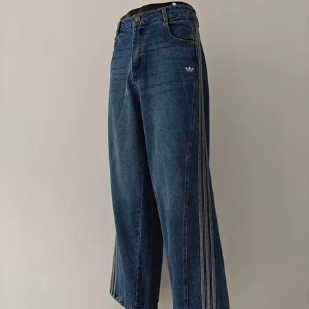 アディダス ジーンズ