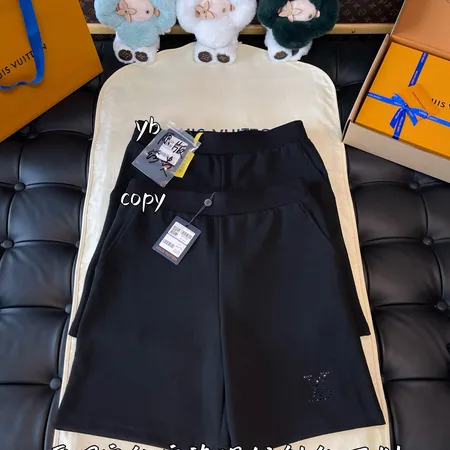 ルイヴィトン ショートパンツ