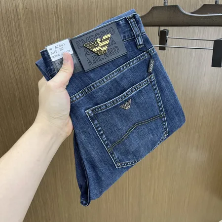 アルマーニ ジーンズ