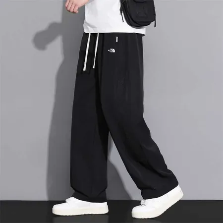 バーバリー ス トレーニングパンツ