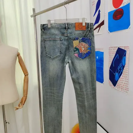 ヴェルサーチ ジーンズ