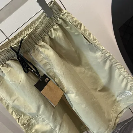 ノースフェイス ショートパンツ