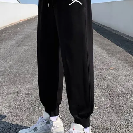 アディダス カジュアルパンツ