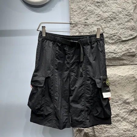 ストーンアイランド ショートパンツ